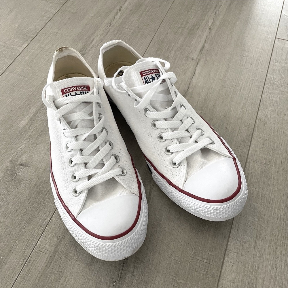 Converse White Chuck Taylor All Star Trainers